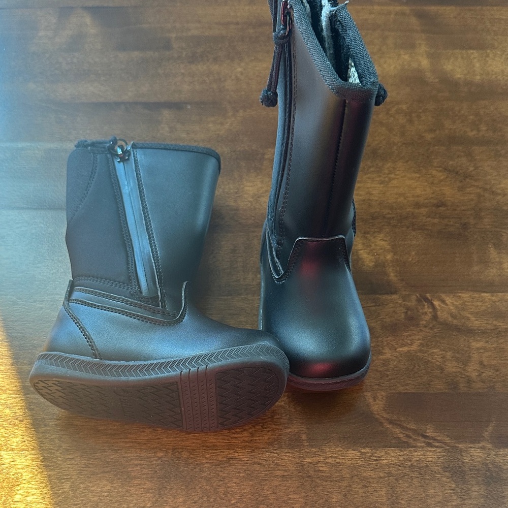NWOT Billy Black Rain Boots 6c